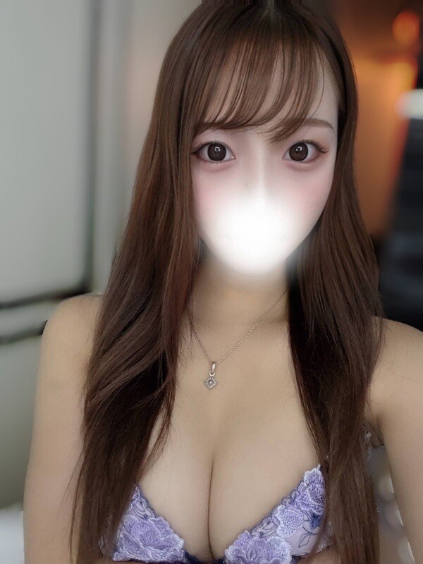 ゆり(22)