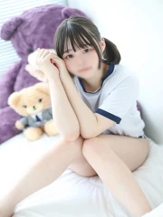 うい(20)