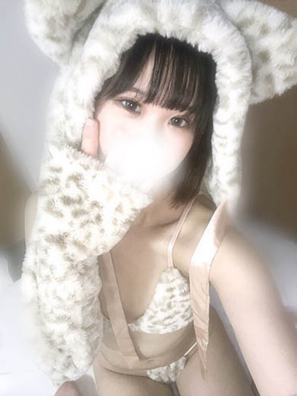 えま(22)