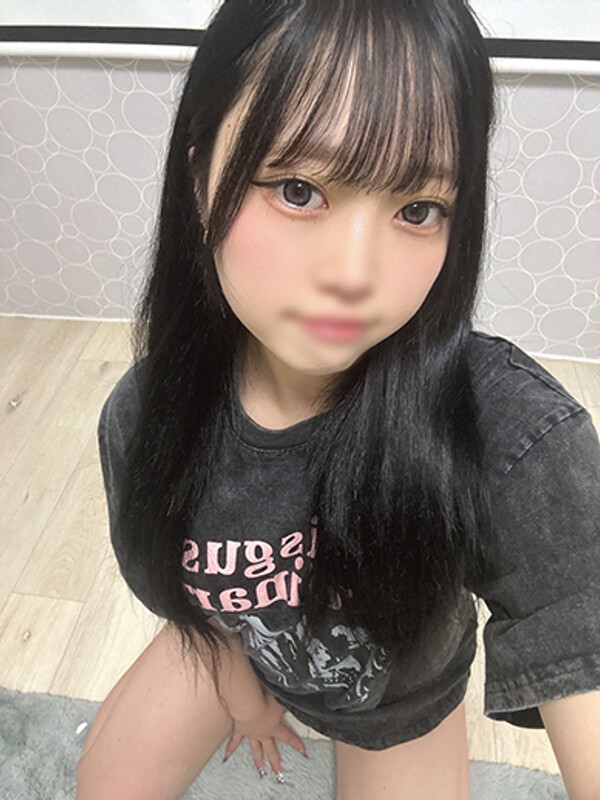 なな(20)