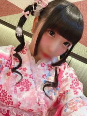 もえ(25)