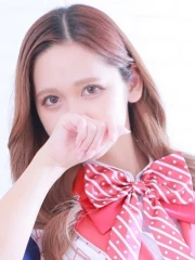 ニーナ(24)