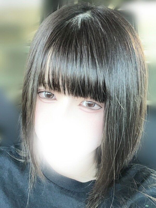 レム(22)