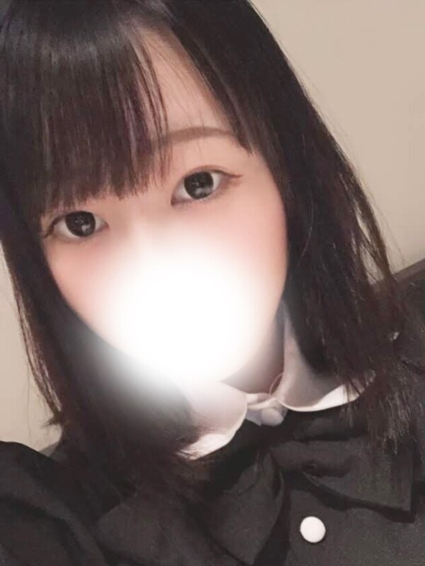 アヤナ(22)