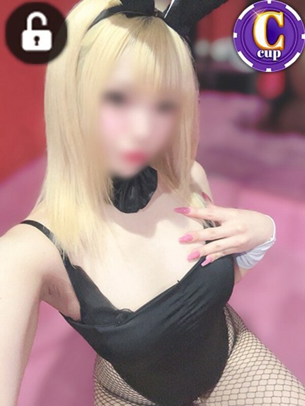 ニナ