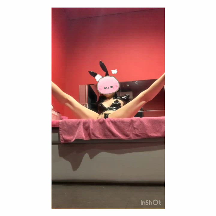 小柄でHなおねだりバニー