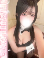あい(22)