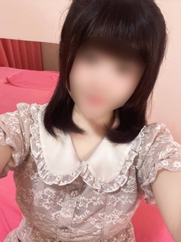 うい(23)