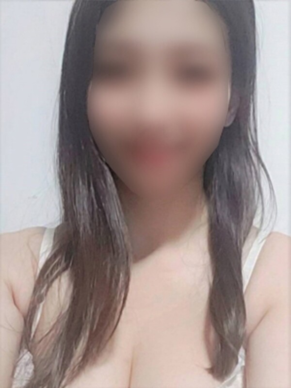 まいこ(25)