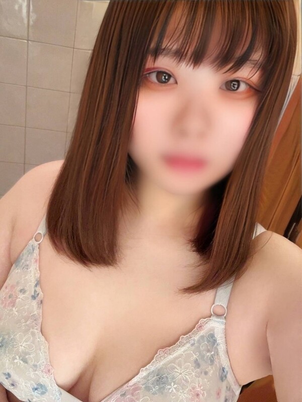 るん(23)