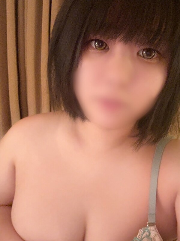 るん(23)