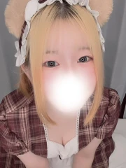 ゆりな(23)