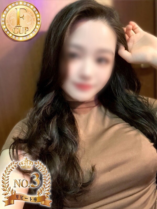 マユ