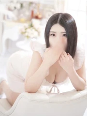 みう(24)