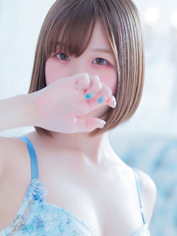 ななみ(23)
