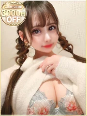 みい(21)