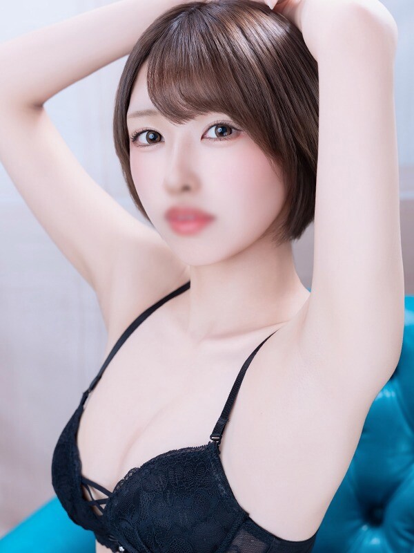 みなみ(26)