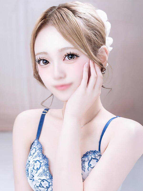 みな(20)