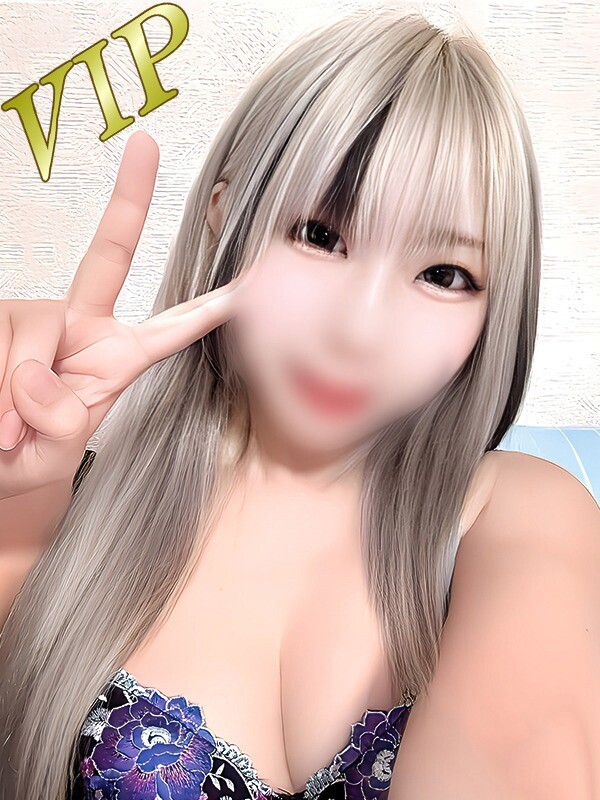 まりな(20)