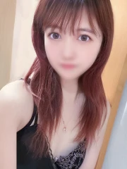 あや(22)