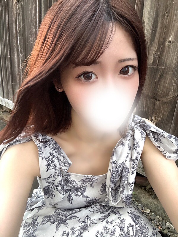ゆいな(23)