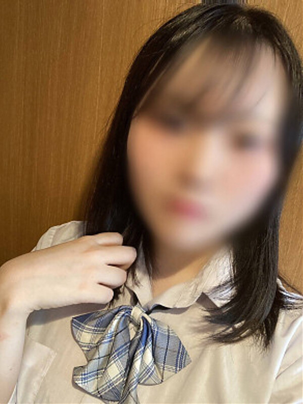 すず(23)