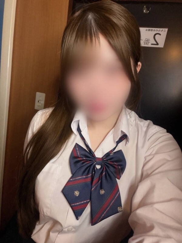 たきな(22)