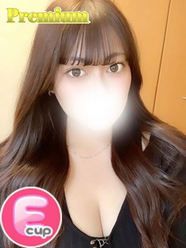 れい(21)