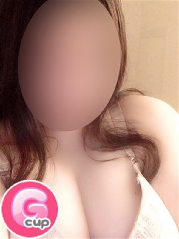 まなつ(25)