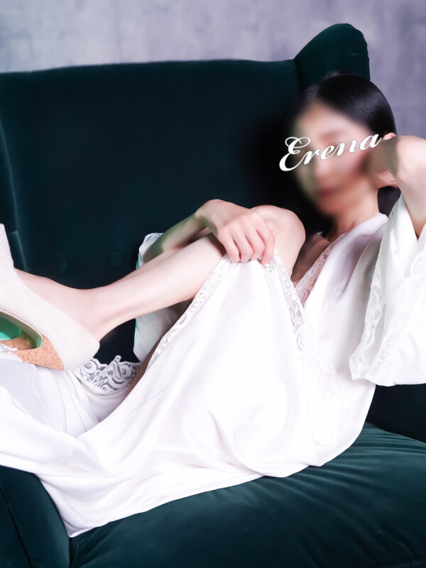 英玲奈（えれな）(37)