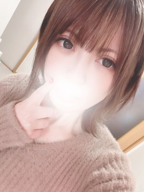 お漏らし妻・白鳥亜美