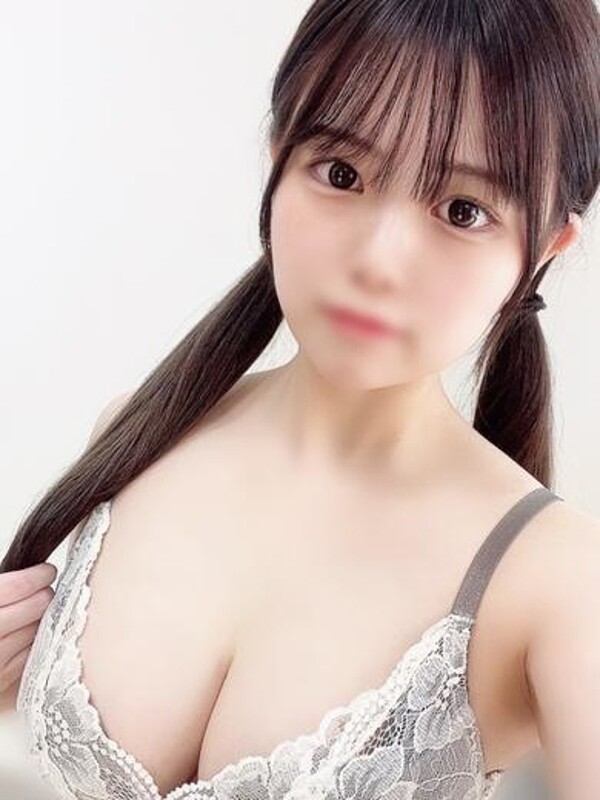 ひな(19)