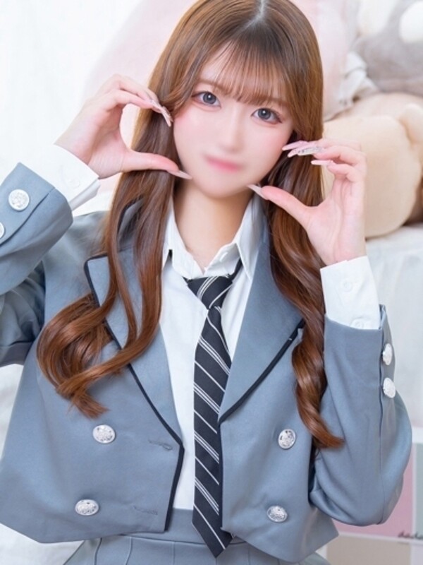 なゆ(18)