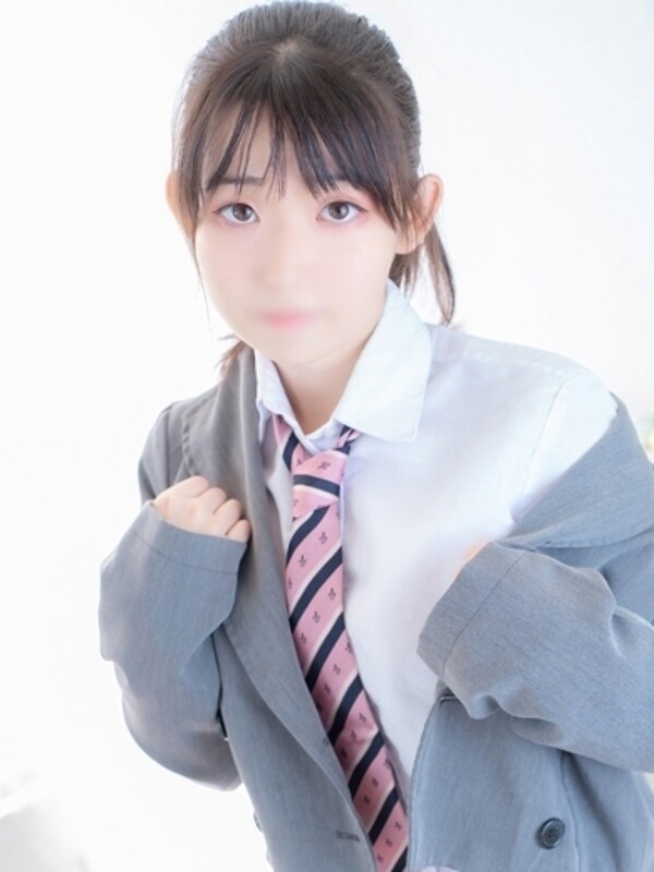 ななみ(19)