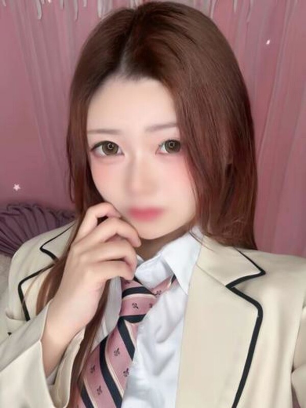 りな(18)