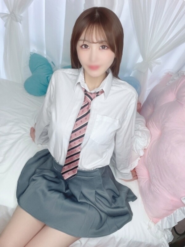 えいみ(19)