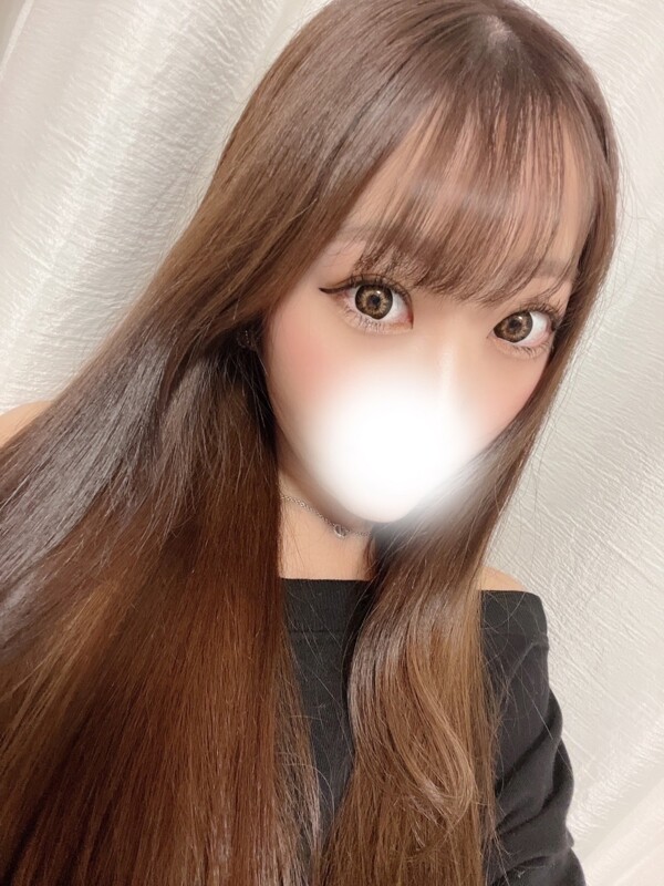 もえ(22)