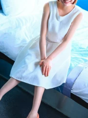 望月あんな(22)