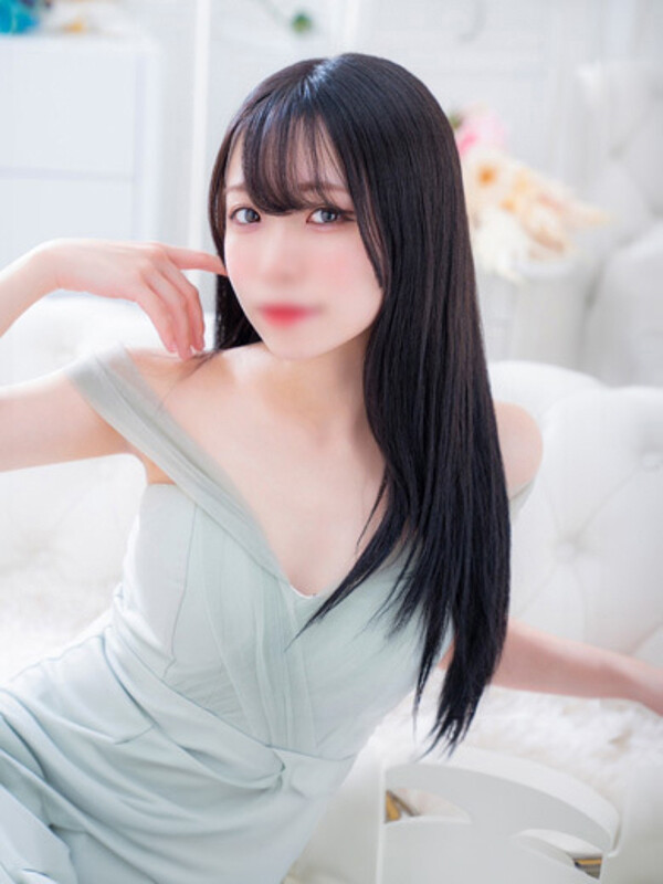 ユン(23)