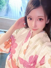 シホ(24)
