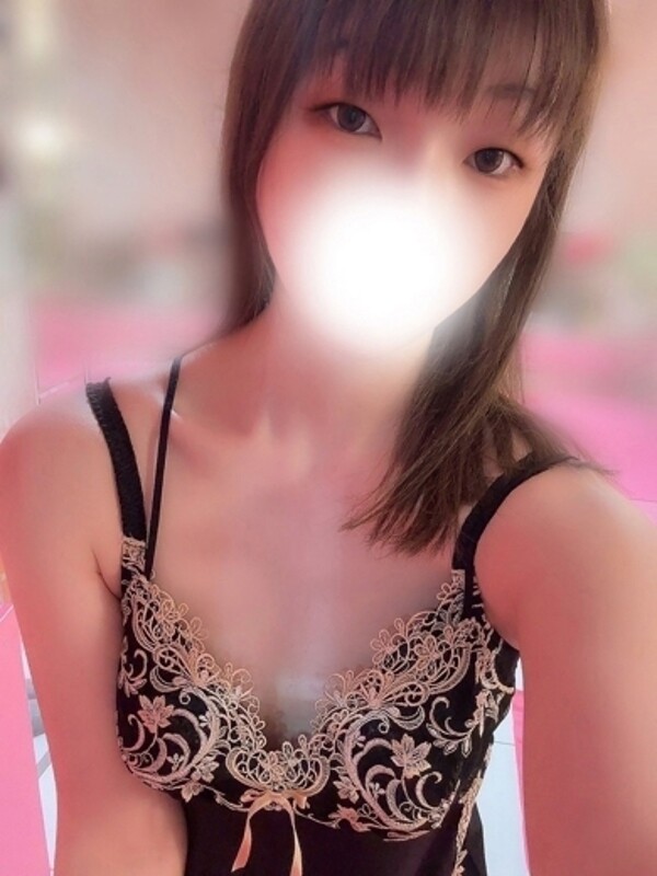 みりあ(23)