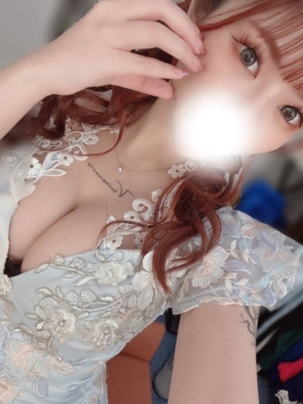 あい(23)