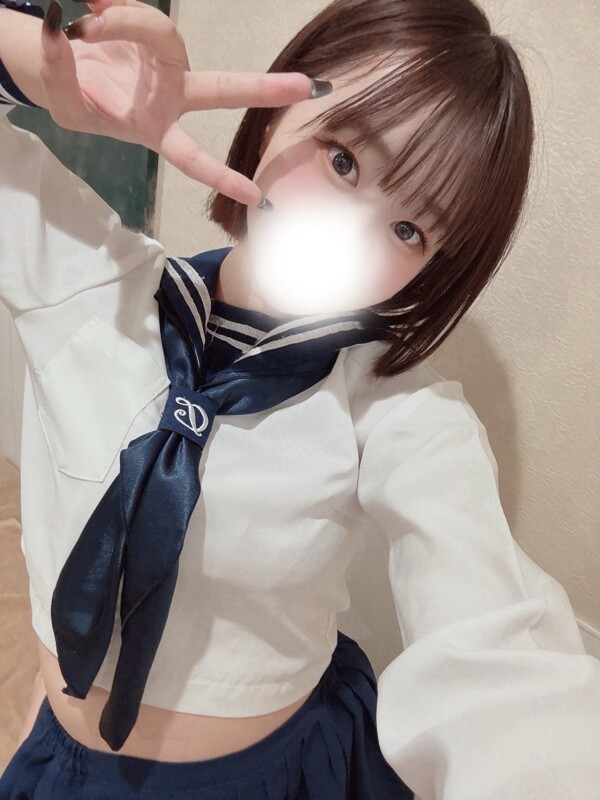 まな(20)