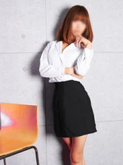 村雨友香(28)