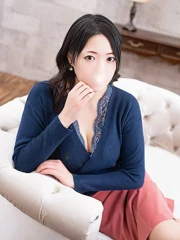 綾名(あやな)(33)