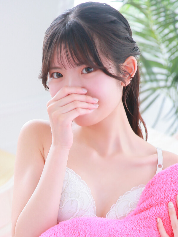 沙月るな(22)