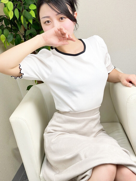 まい(23)