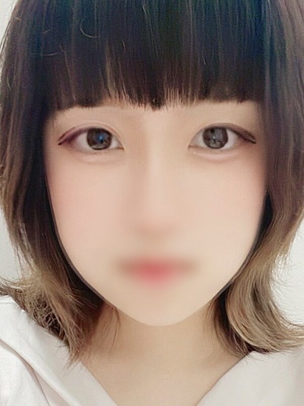 菜々（なな）(18)