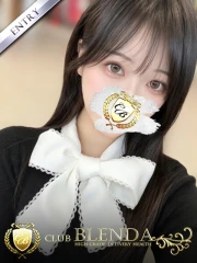白咲らる(18)