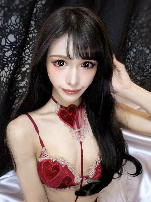 あや